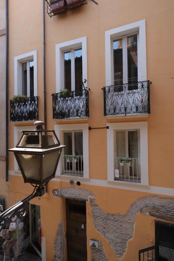 Apartmán Casa Orchidea Řím Exteriér fotografie